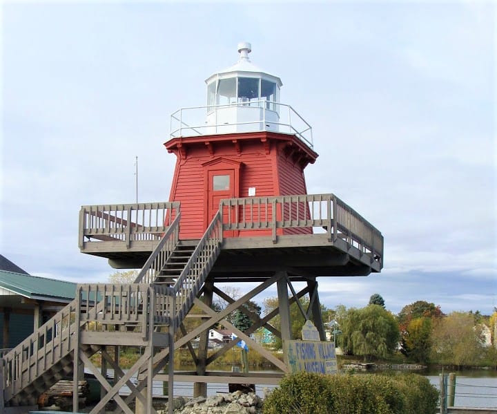 Two Rivers Lighthouse