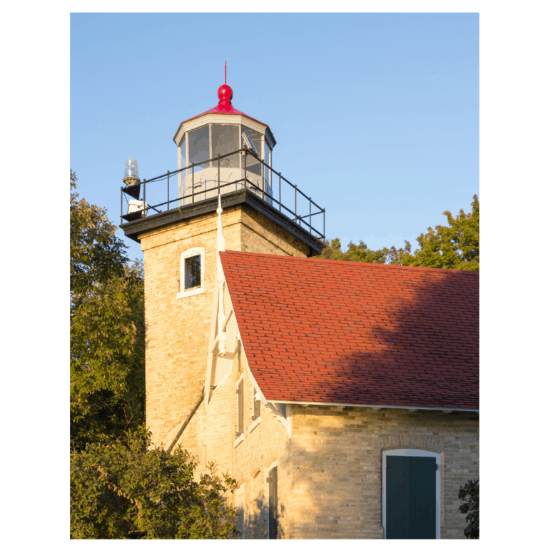 Lighthouses in Door County, Wisconsin | Travel & Lifestyle Blog