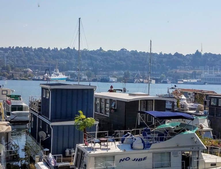 Airbnb Tips For Guests Travel Lifestyle Blog   Houseboats In Seattle 768x587 